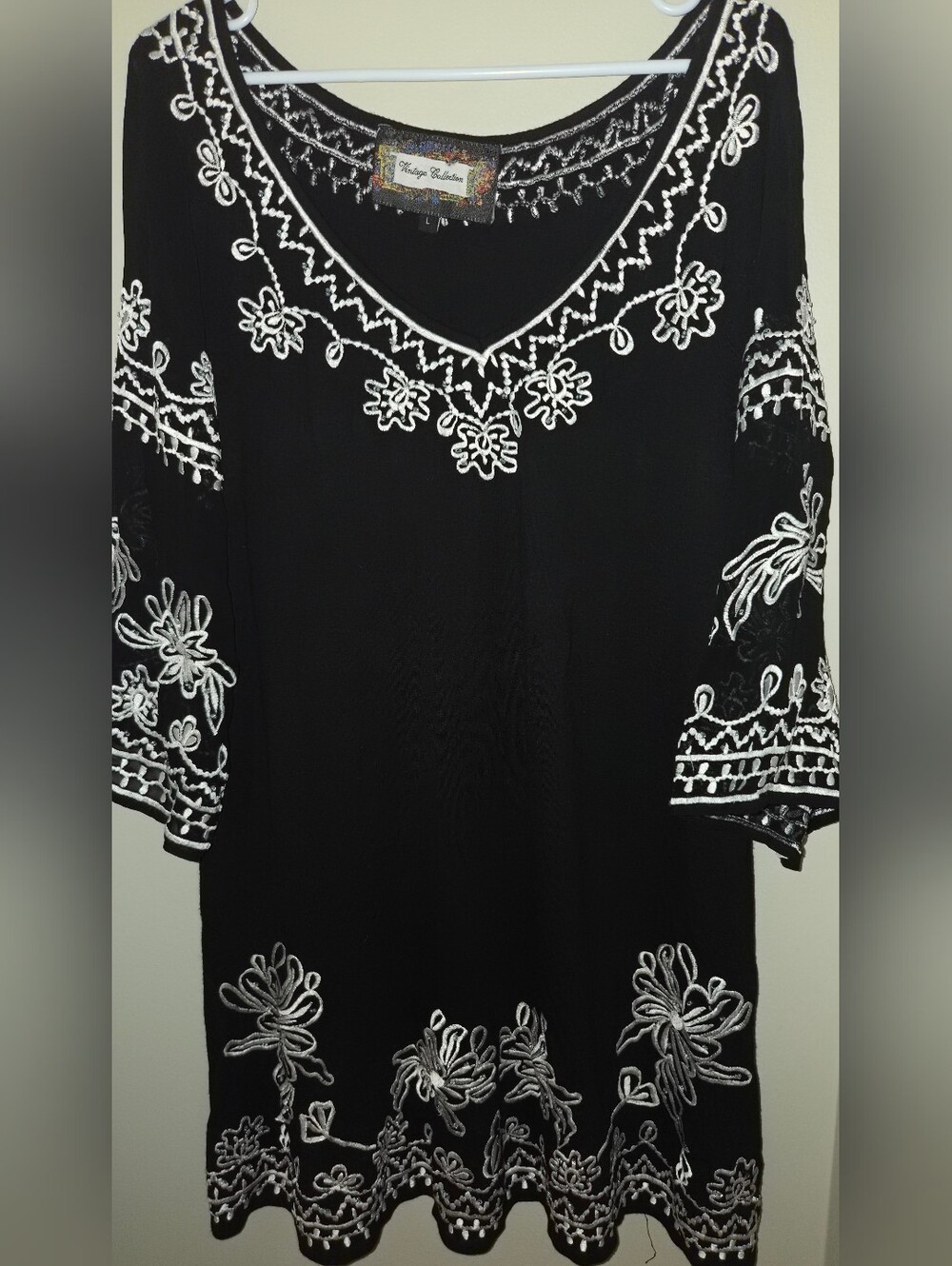 Black V-Neck Tunic Dress with White Floral Embroidery, Beaded Large